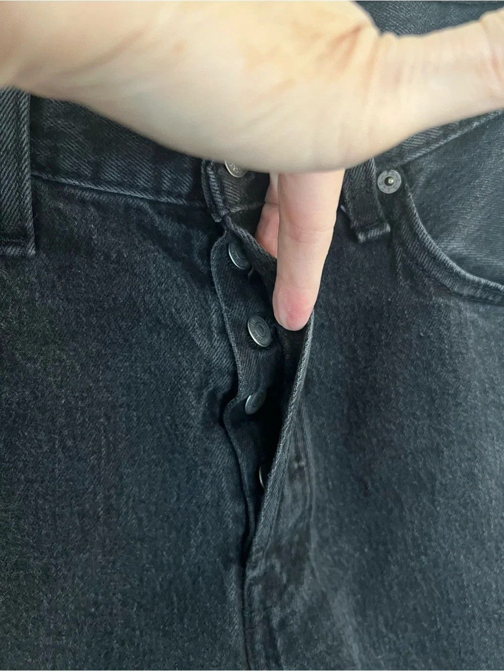 Levi’s 501 Original Black Washed Button Fly Jeans W33 L30